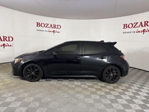 2022 Toyota Corolla Hatchback SE Nightshade