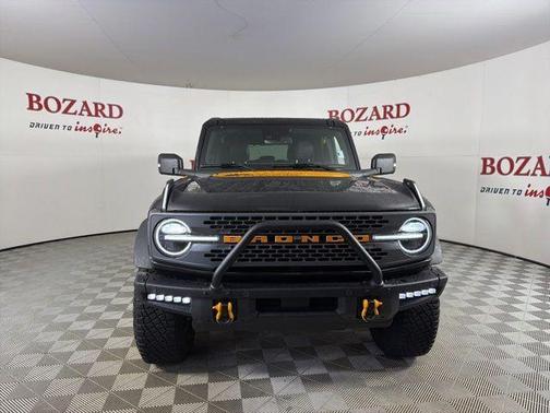 Shadow Black 2024 Ford Bronco Badlands