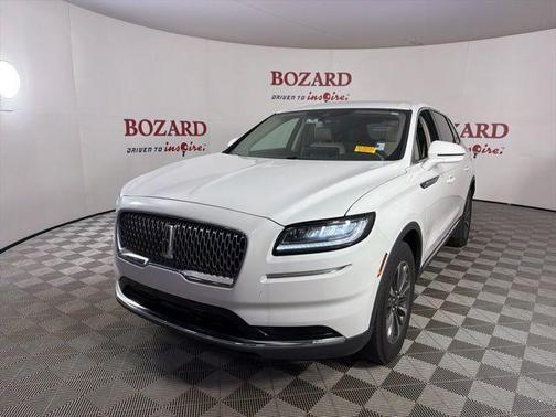 White Metallic 2022 Lincoln Nautilus Standard