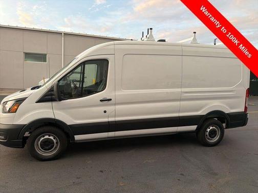 Oxford White 2026 Ford Transit-250 148 WB Medium Roof Cargo