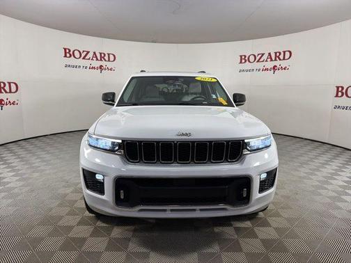 Bright White Clearcoat 2021 Jeep Grand Cherokee L Overland