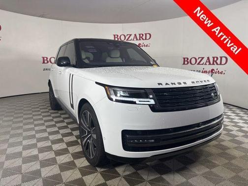 2023 Land Rover Range Rover P400 SE