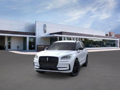 Crystal White Metallic 2026 Lincoln Corsair Reserve