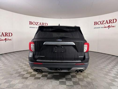 Black Metallic 2021 Ford Explorer Platinum