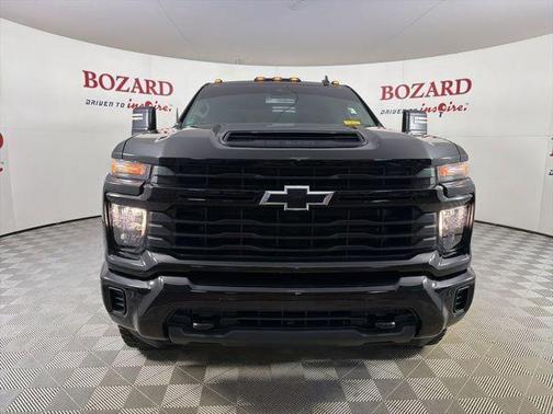Black 2026 Chevrolet Silverado 2500 Custom