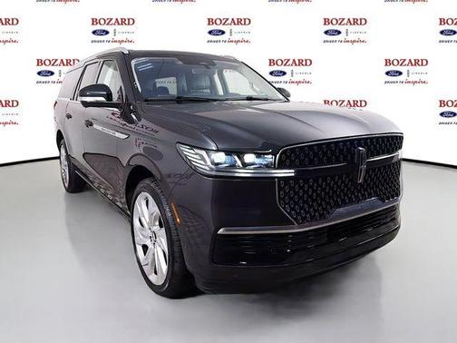 Starlight 2025 Lincoln Navigator L Reserve