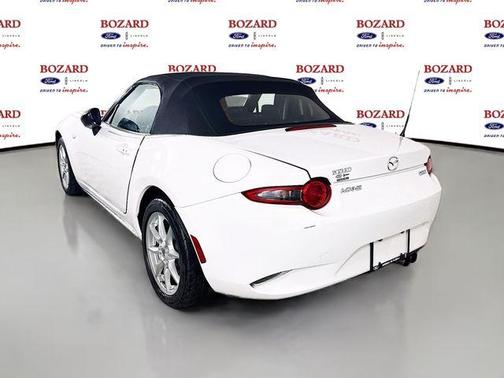 2016 Mazda MX-5 Miata Sport