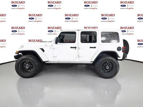Bright White Clearcoat 2018 Jeep Wrangler Unlimited Sahara