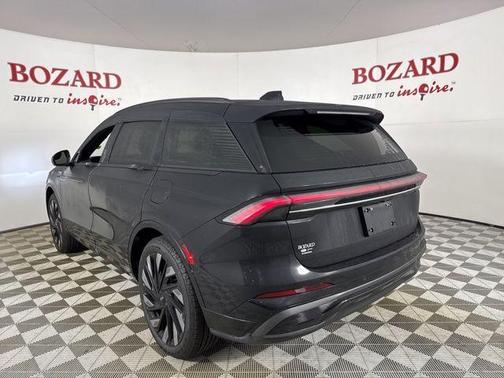 2025 Lincoln Nautilus Reserve