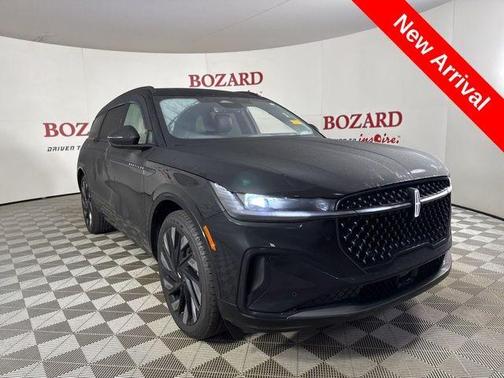 2025 Lincoln Nautilus Reserve