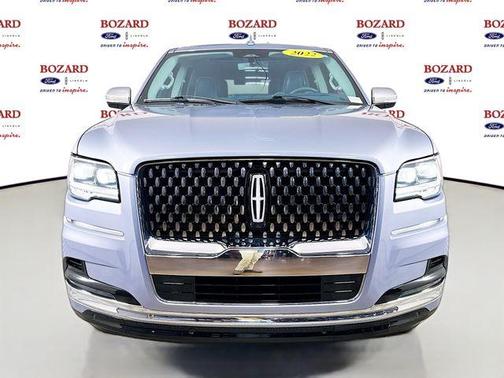 2022 Lincoln Navigator L Black Label