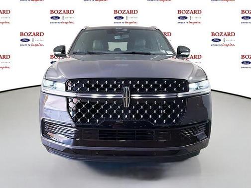 Metallic 2026 Lincoln Navigator L Black Label