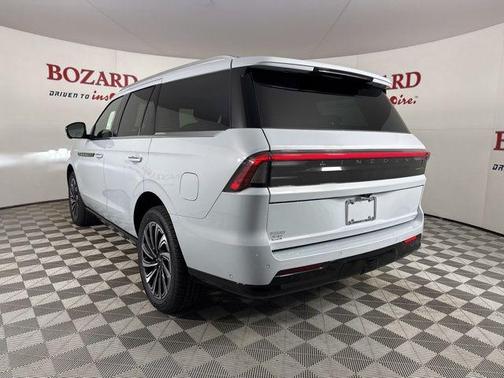 2025 Lincoln Navigator Black Label