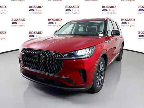 Red Carpet 2026 Lincoln Aviator Premiere