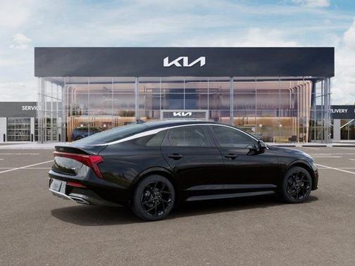 Aurora Black Pearl 2026 Kia K5 GT-Line