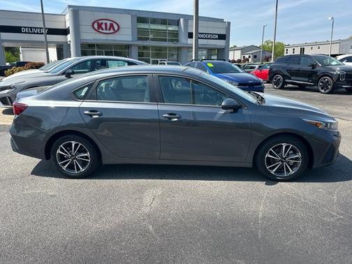 Gravity Gray 2023 Kia Forte LXS