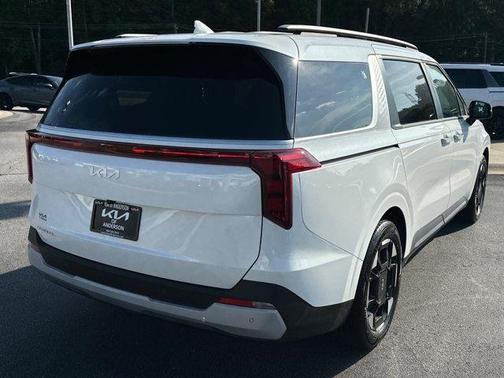 Snow White Pearl 2027 Kia Carnival EX