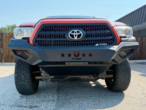 2017 Toyota Tacoma TRD Sport