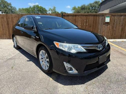 2013 Toyota Camry Hybrid XLE