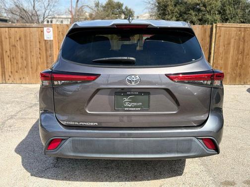 2021 Toyota Highlander L