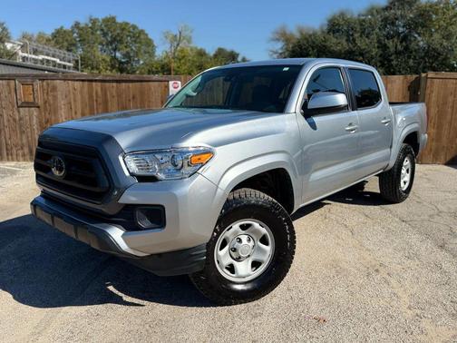 2022 Toyota Tacoma SR