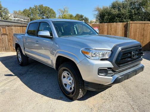 2022 Toyota Tacoma SR