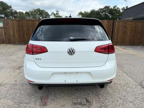2016 Volkswagen Golf GTI 2.0T S 4-Door