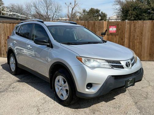2015 Toyota RAV4 LE