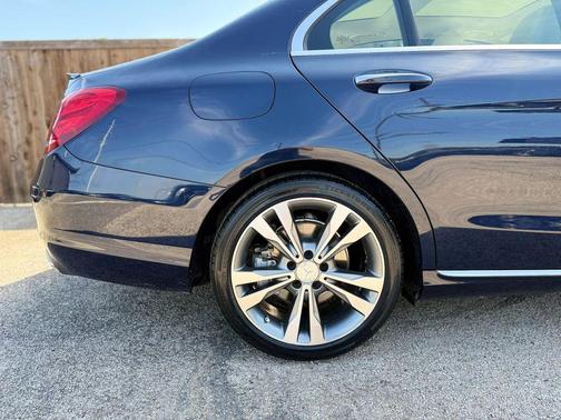 Lunar Blue Metallic 2015 Mercedes-Benz C-Class C 300 Sedan 4D