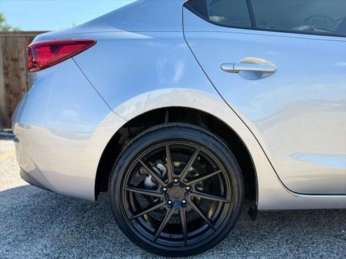 2015 Mazda Mazda3 i Sport