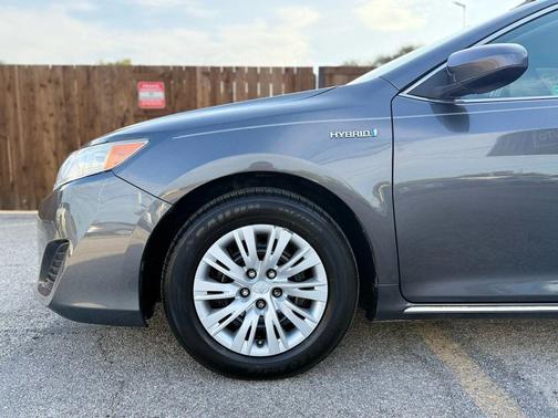 2012 Toyota Camry Hybrid LE