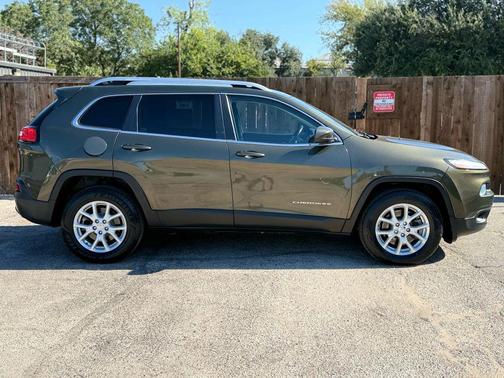 2014 Jeep Cherokee Sport