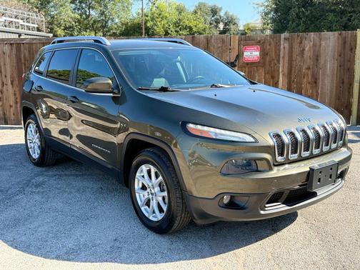 2014 Jeep Cherokee Sport