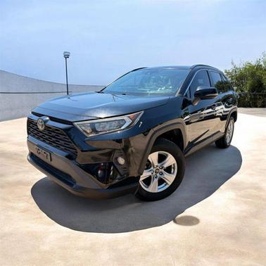 Midnight Black Metallic 2019 Toyota RAV4 XLE