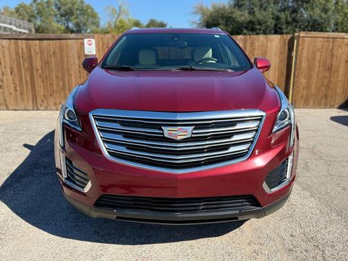 2017 Cadillac XT5 Base