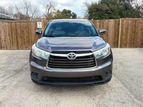 2015 Toyota Highlander LE