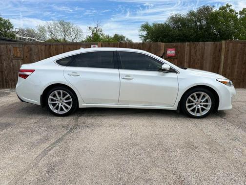 Blizzard Pearl 2013 Toyota Avalon Limited