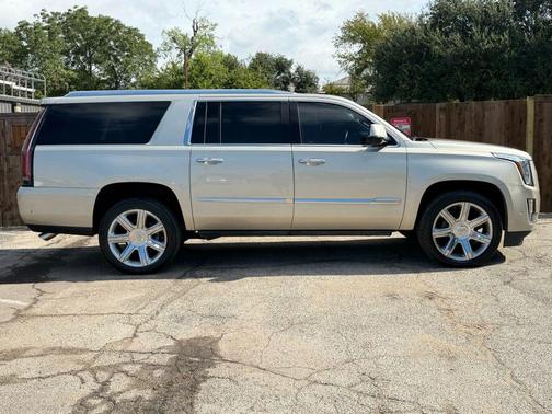 2017 Cadillac Escalade ESV Sport
