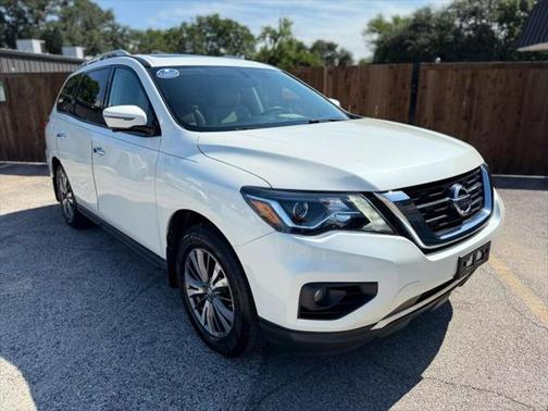2017 Nissan Pathfinder SL