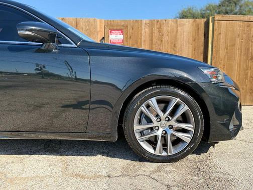 2019 Lexus IS 300 Base