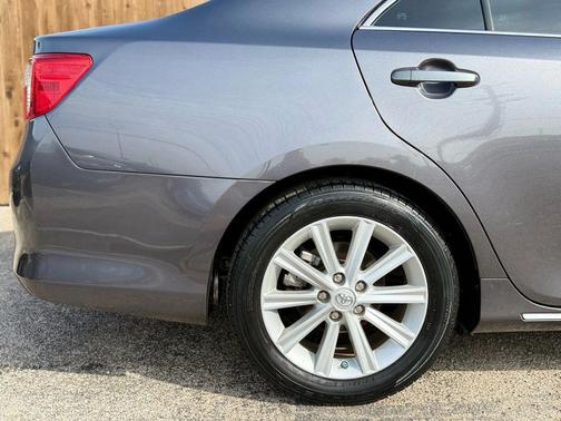 2014 Toyota Camry XLE