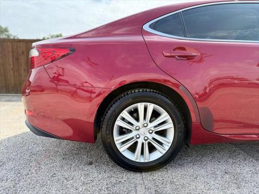 2015 Lexus ES 350 Crafted Line