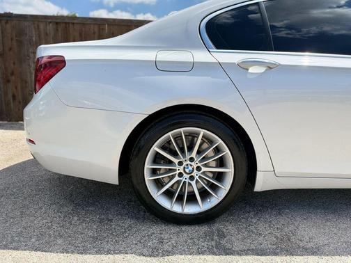 White 2013 BMW 750 Li
