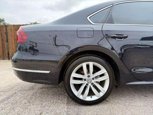 2018 Volkswagen Passat 2.0T SE