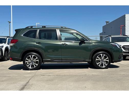Cascade Green Silica 2022 Subaru Forester Limited