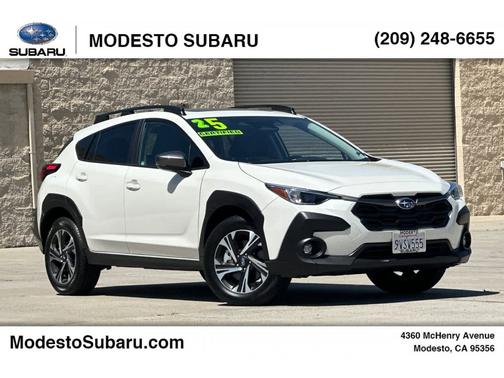 Crystal White Pearl 2025 Subaru Crosstrek Premium