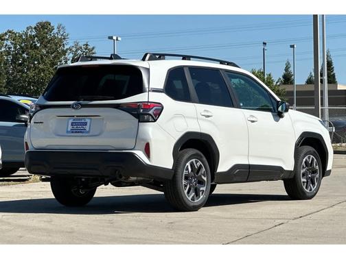 Crystal White Pearl 2026 Subaru Forester Premium
