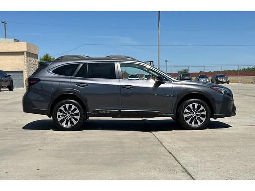 Magnetite Gray Metallic 2025 Subaru Outback Limited