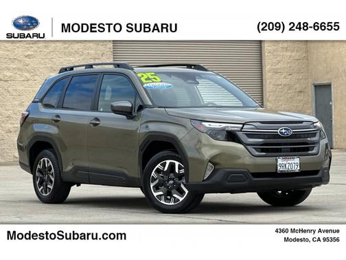 2025 Subaru Forester Premium