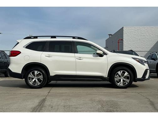 Crystal White Pearl 2024 Subaru Ascent Premium